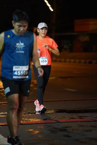 BIB: 409, 45569
                            <button type="button" onclick="openModal(14813595)" class="btn btn-primary btn-sm float-right btn-popup" data-toggle="modal" data-target=".modal-high-quality">
                        <i class="fas fa-shopping-cart"></i> Add to Cart
                    </button>
                                            <button type="button" onclick="isThisMe(14813595, true)" class="btn btn-success btn-sm float-right btn-popup btn-isme hidden" data-toggle="tooltip" data-placement="bottom" title="นี่คือรูปของคุณใช่ไหม คลิกที่นี่เพื่อเอาเข้าอัลบั้ม">
                        <i class="fas fa-plus"></i> Add to album
                    </button>
                    <button type="button" onclick="isThisMe(14813595, false)" class="btn btn-warning btn-sm float-right btn-popup btn-isnotme hidden">
                        <i class="fas fa-ban"></i> Remove from album
                    </button>