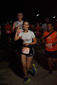 BIB: 0627, 25614, 28045
                            <button type="button" onclick="openModal(13902469)" class="btn btn-primary btn-sm float-right btn-popup" data-toggle="modal" data-target=".modal-high-quality">
                        <i class="fas fa-shopping-cart"></i> Add to Cart
                    </button>
                                            <button type="button" onclick="isThisMe(13902469, true)" class="btn btn-success btn-sm float-right btn-popup btn-isme hidden" data-toggle="tooltip" data-placement="bottom" title="นี่คือรูปของคุณใช่ไหม คลิกที่นี่เพื่อเอาเข้าอัลบั้ม">
                        <i class="fas fa-plus"></i> Add to album
                    </button>
                    <button type="button" onclick="isThisMe(13902469, false)" class="btn btn-warning btn-sm float-right btn-popup btn-isnotme hidden">
                        <i class="fas fa-ban"></i> Remove from album
                    </button>