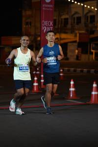 BIB: 40987, 40825
                            <button type="button" onclick="openModal(14805424)" class="btn btn-primary btn-sm float-right btn-popup" data-toggle="modal" data-target=".modal-high-quality">
                        <i class="fas fa-shopping-cart"></i> Add to Cart
                    </button>
                                            <button type="button" onclick="isThisMe(14805424, true)" class="btn btn-success btn-sm float-right btn-popup btn-isme hidden" data-toggle="tooltip" data-placement="bottom" title="นี่คือรูปของคุณใช่ไหม คลิกที่นี่เพื่อเอาเข้าอัลบั้ม">
                        <i class="fas fa-plus"></i> Add to album
                    </button>
                    <button type="button" onclick="isThisMe(14805424, false)" class="btn btn-warning btn-sm float-right btn-popup btn-isnotme hidden">
                        <i class="fas fa-ban"></i> Remove from album
                    </button>