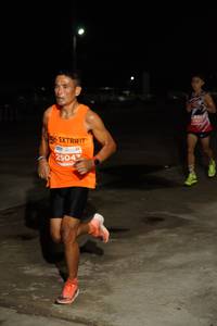 BIB: 51427, 2504
                            <button type="button" onclick="openModal(13895486)" class="btn btn-primary btn-sm float-right btn-popup" data-toggle="modal" data-target=".modal-high-quality">
                        <i class="fas fa-shopping-cart"></i> Add to Cart
                    </button>
                                            <button type="button" onclick="isThisMe(13895486, true)" class="btn btn-success btn-sm float-right btn-popup btn-isme hidden" data-toggle="tooltip" data-placement="bottom" title="นี่คือรูปของคุณใช่ไหม คลิกที่นี่เพื่อเอาเข้าอัลบั้ม">
                        <i class="fas fa-plus"></i> Add to album
                    </button>
                    <button type="button" onclick="isThisMe(13895486, false)" class="btn btn-warning btn-sm float-right btn-popup btn-isnotme hidden">
                        <i class="fas fa-ban"></i> Remove from album
                    </button>