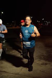 BIB: 0924
                            <button type="button" onclick="openModal(13888156)" class="btn btn-primary btn-sm float-right btn-popup" data-toggle="modal" data-target=".modal-high-quality">
                        <i class="fas fa-shopping-cart"></i> Add to Cart
                    </button>
                                            <button type="button" onclick="isThisMe(13888156, true)" class="btn btn-success btn-sm float-right btn-popup btn-isme hidden" data-toggle="tooltip" data-placement="bottom" title="นี่คือรูปของคุณใช่ไหม คลิกที่นี่เพื่อเอาเข้าอัลบั้ม">
                        <i class="fas fa-plus"></i> Add to album
                    </button>
                    <button type="button" onclick="isThisMe(13888156, false)" class="btn btn-warning btn-sm float-right btn-popup btn-isnotme hidden">
                        <i class="fas fa-ban"></i> Remove from album
                    </button>