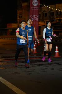 BIB: 500, 4314, 4306
                            <button type="button" onclick="openModal(14879287)" class="btn btn-primary btn-sm float-right btn-popup" data-toggle="modal" data-target=".modal-high-quality">
                        <i class="fas fa-shopping-cart"></i> Add to Cart
                    </button>
                                            <button type="button" onclick="isThisMe(14879287, true)" class="btn btn-success btn-sm float-right btn-popup btn-isme hidden" data-toggle="tooltip" data-placement="bottom" title="นี่คือรูปของคุณใช่ไหม คลิกที่นี่เพื่อเอาเข้าอัลบั้ม">
                        <i class="fas fa-plus"></i> Add to album
                    </button>
                    <button type="button" onclick="isThisMe(14879287, false)" class="btn btn-warning btn-sm float-right btn-popup btn-isnotme hidden">
                        <i class="fas fa-ban"></i> Remove from album
                    </button>