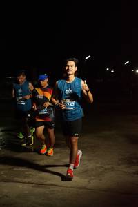 BIB: 0242, 40756
                            <button type="button" onclick="openModal(13885628)" class="btn btn-primary btn-sm float-right btn-popup" data-toggle="modal" data-target=".modal-high-quality">
                        <i class="fas fa-shopping-cart"></i> Add to Cart
                    </button>
                                            <button type="button" onclick="isThisMe(13885628, true)" class="btn btn-success btn-sm float-right btn-popup btn-isme hidden" data-toggle="tooltip" data-placement="bottom" title="นี่คือรูปของคุณใช่ไหม คลิกที่นี่เพื่อเอาเข้าอัลบั้ม">
                        <i class="fas fa-plus"></i> Add to album
                    </button>
                    <button type="button" onclick="isThisMe(13885628, false)" class="btn btn-warning btn-sm float-right btn-popup btn-isnotme hidden">
                        <i class="fas fa-ban"></i> Remove from album
                    </button>