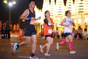 BIB: 202, 2380, 2271
                            <button type="button" onclick="openModal(13984306)" class="btn btn-primary btn-sm float-right btn-popup" data-toggle="modal" data-target=".modal-high-quality">
                        <i class="fas fa-shopping-cart"></i> Add to Cart
                    </button>
                                            <button type="button" onclick="isThisMe(13984306, true)" class="btn btn-success btn-sm float-right btn-popup btn-isme hidden" data-toggle="tooltip" data-placement="bottom" title="นี่คือรูปของคุณใช่ไหม คลิกที่นี่เพื่อเอาเข้าอัลบั้ม">
                        <i class="fas fa-plus"></i> Add to album
                    </button>
                    <button type="button" onclick="isThisMe(13984306, false)" class="btn btn-warning btn-sm float-right btn-popup btn-isnotme hidden">
                        <i class="fas fa-ban"></i> Remove from album
                    </button>