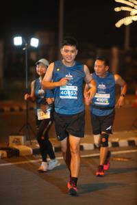 BIB: 40857, 41011, 3247
                            <button type="button" onclick="openModal(15685727)" class="btn btn-primary btn-sm float-right btn-popup" data-toggle="modal" data-target=".modal-high-quality">
                        <i class="fas fa-shopping-cart"></i> Add to Cart
                    </button>
                                            <button type="button" onclick="isThisMe(15685727, true)" class="btn btn-success btn-sm float-right btn-popup btn-isme hidden" data-toggle="tooltip" data-placement="bottom" title="นี่คือรูปของคุณใช่ไหม คลิกที่นี่เพื่อเอาเข้าอัลบั้ม">
                        <i class="fas fa-plus"></i> Add to album
                    </button>
                    <button type="button" onclick="isThisMe(15685727, false)" class="btn btn-warning btn-sm float-right btn-popup btn-isnotme hidden">
                        <i class="fas fa-ban"></i> Remove from album
                    </button>