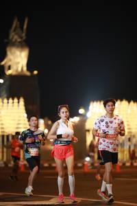 BIB: 7602, 052
                            <button type="button" onclick="openModal(14082143)" class="btn btn-primary btn-sm float-right btn-popup" data-toggle="modal" data-target=".modal-high-quality">
                        <i class="fas fa-shopping-cart"></i> Add to Cart
                    </button>
                                            <button type="button" onclick="isThisMe(14082143, true)" class="btn btn-success btn-sm float-right btn-popup btn-isme hidden" data-toggle="tooltip" data-placement="bottom" title="นี่คือรูปของคุณใช่ไหม คลิกที่นี่เพื่อเอาเข้าอัลบั้ม">
                        <i class="fas fa-plus"></i> Add to album
                    </button>
                    <button type="button" onclick="isThisMe(14082143, false)" class="btn btn-warning btn-sm float-right btn-popup btn-isnotme hidden">
                        <i class="fas fa-ban"></i> Remove from album
                    </button>