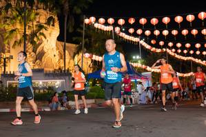 BIB: 42201
                            <button type="button" onclick="openModal(15231945)" class="btn btn-primary btn-sm float-right btn-popup" data-toggle="modal" data-target=".modal-high-quality">
                        <i class="fas fa-shopping-cart"></i> Add to Cart
                    </button>
                                            <button type="button" onclick="isThisMe(15231945, true)" class="btn btn-success btn-sm float-right btn-popup btn-isme hidden" data-toggle="tooltip" data-placement="bottom" title="นี่คือรูปของคุณใช่ไหม คลิกที่นี่เพื่อเอาเข้าอัลบั้ม">
                        <i class="fas fa-plus"></i> Add to album
                    </button>
                    <button type="button" onclick="isThisMe(15231945, false)" class="btn btn-warning btn-sm float-right btn-popup btn-isnotme hidden">
                        <i class="fas fa-ban"></i> Remove from album
                    </button>