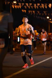 BIB: 25986
                            <button type="button" onclick="openModal(15100459)" class="btn btn-primary btn-sm float-right btn-popup" data-toggle="modal" data-target=".modal-high-quality">
                        <i class="fas fa-shopping-cart"></i> Add to Cart
                    </button>
                                            <button type="button" onclick="isThisMe(15100459, true)" class="btn btn-success btn-sm float-right btn-popup btn-isme hidden" data-toggle="tooltip" data-placement="bottom" title="นี่คือรูปของคุณใช่ไหม คลิกที่นี่เพื่อเอาเข้าอัลบั้ม">
                        <i class="fas fa-plus"></i> Add to album
                    </button>
                    <button type="button" onclick="isThisMe(15100459, false)" class="btn btn-warning btn-sm float-right btn-popup btn-isnotme hidden">
                        <i class="fas fa-ban"></i> Remove from album
                    </button>