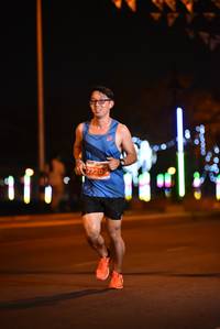 BIB: 7220
                            <button type="button" onclick="openModal(14040642)" class="btn btn-primary btn-sm float-right btn-popup" data-toggle="modal" data-target=".modal-high-quality">
                        <i class="fas fa-shopping-cart"></i> Add to Cart
                    </button>
                                            <button type="button" onclick="isThisMe(14040642, true)" class="btn btn-success btn-sm float-right btn-popup btn-isme hidden" data-toggle="tooltip" data-placement="bottom" title="นี่คือรูปของคุณใช่ไหม คลิกที่นี่เพื่อเอาเข้าอัลบั้ม">
                        <i class="fas fa-plus"></i> Add to album
                    </button>
                    <button type="button" onclick="isThisMe(14040642, false)" class="btn btn-warning btn-sm float-right btn-popup btn-isnotme hidden">
                        <i class="fas fa-ban"></i> Remove from album
                    </button>