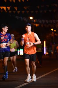 BIB: 2047, 276
                            <button type="button" onclick="openModal(15054200)" class="btn btn-primary btn-sm float-right btn-popup" data-toggle="modal" data-target=".modal-high-quality">
                        <i class="fas fa-shopping-cart"></i> Add to Cart
                    </button>
                                            <button type="button" onclick="isThisMe(15054200, true)" class="btn btn-success btn-sm float-right btn-popup btn-isme hidden" data-toggle="tooltip" data-placement="bottom" title="นี่คือรูปของคุณใช่ไหม คลิกที่นี่เพื่อเอาเข้าอัลบั้ม">
                        <i class="fas fa-plus"></i> Add to album
                    </button>
                    <button type="button" onclick="isThisMe(15054200, false)" class="btn btn-warning btn-sm float-right btn-popup btn-isnotme hidden">
                        <i class="fas fa-ban"></i> Remove from album
                    </button>