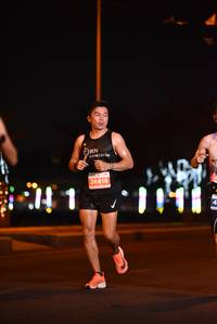 BIB: 041, 26818
                            <button type="button" onclick="openModal(14220083)" class="btn btn-primary btn-sm float-right btn-popup" data-toggle="modal" data-target=".modal-high-quality">
                        <i class="fas fa-shopping-cart"></i> Add to Cart
                    </button>
                                            <button type="button" onclick="isThisMe(14220083, true)" class="btn btn-success btn-sm float-right btn-popup btn-isme hidden" data-toggle="tooltip" data-placement="bottom" title="นี่คือรูปของคุณใช่ไหม คลิกที่นี่เพื่อเอาเข้าอัลบั้ม">
                        <i class="fas fa-plus"></i> Add to album
                    </button>
                    <button type="button" onclick="isThisMe(14220083, false)" class="btn btn-warning btn-sm float-right btn-popup btn-isnotme hidden">
                        <i class="fas fa-ban"></i> Remove from album
                    </button>