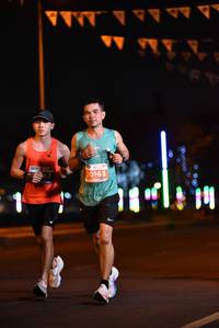 BIB: 20163
                            <button type="button" onclick="openModal(14084926)" class="btn btn-primary btn-sm float-right btn-popup" data-toggle="modal" data-target=".modal-high-quality">
                        <i class="fas fa-shopping-cart"></i> Add to Cart
                    </button>
                                            <button type="button" onclick="isThisMe(14084926, true)" class="btn btn-success btn-sm float-right btn-popup btn-isme hidden" data-toggle="tooltip" data-placement="bottom" title="นี่คือรูปของคุณใช่ไหม คลิกที่นี่เพื่อเอาเข้าอัลบั้ม">
                        <i class="fas fa-plus"></i> Add to album
                    </button>
                    <button type="button" onclick="isThisMe(14084926, false)" class="btn btn-warning btn-sm float-right btn-popup btn-isnotme hidden">
                        <i class="fas fa-ban"></i> Remove from album
                    </button>