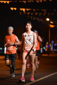 BIB: 26114, 2890
                            <button type="button" onclick="openModal(14300717)" class="btn btn-primary btn-sm float-right btn-popup" data-toggle="modal" data-target=".modal-high-quality">
                        <i class="fas fa-shopping-cart"></i> Add to Cart
                    </button>
                                            <button type="button" onclick="isThisMe(14300717, true)" class="btn btn-success btn-sm float-right btn-popup btn-isme hidden" data-toggle="tooltip" data-placement="bottom" title="นี่คือรูปของคุณใช่ไหม คลิกที่นี่เพื่อเอาเข้าอัลบั้ม">
                        <i class="fas fa-plus"></i> Add to album
                    </button>
                    <button type="button" onclick="isThisMe(14300717, false)" class="btn btn-warning btn-sm float-right btn-popup btn-isnotme hidden">
                        <i class="fas fa-ban"></i> Remove from album
                    </button>