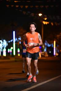 BIB: 2636
                            <button type="button" onclick="openModal(13899575)" class="btn btn-primary btn-sm float-right btn-popup" data-toggle="modal" data-target=".modal-high-quality">
                        <i class="fas fa-shopping-cart"></i> Add to Cart
                    </button>
                                            <button type="button" onclick="isThisMe(13899575, true)" class="btn btn-success btn-sm float-right btn-popup btn-isme hidden" data-toggle="tooltip" data-placement="bottom" title="นี่คือรูปของคุณใช่ไหม คลิกที่นี่เพื่อเอาเข้าอัลบั้ม">
                        <i class="fas fa-plus"></i> Add to album
                    </button>
                    <button type="button" onclick="isThisMe(13899575, false)" class="btn btn-warning btn-sm float-right btn-popup btn-isnotme hidden">
                        <i class="fas fa-ban"></i> Remove from album
                    </button>