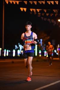 BIB: 141
                            <button type="button" onclick="openModal(15168165)" class="btn btn-primary btn-sm float-right btn-popup" data-toggle="modal" data-target=".modal-high-quality">
                        <i class="fas fa-shopping-cart"></i> Add to Cart
                    </button>
                                            <button type="button" onclick="isThisMe(15168165, true)" class="btn btn-success btn-sm float-right btn-popup btn-isme hidden" data-toggle="tooltip" data-placement="bottom" title="นี่คือรูปของคุณใช่ไหม คลิกที่นี่เพื่อเอาเข้าอัลบั้ม">
                        <i class="fas fa-plus"></i> Add to album
                    </button>
                    <button type="button" onclick="isThisMe(15168165, false)" class="btn btn-warning btn-sm float-right btn-popup btn-isnotme hidden">
                        <i class="fas fa-ban"></i> Remove from album
                    </button>