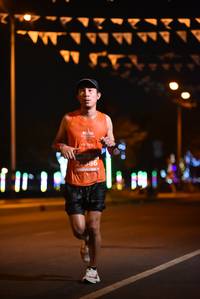BIB: 76406
                            <button type="button" onclick="openModal(14139125)" class="btn btn-primary btn-sm float-right btn-popup" data-toggle="modal" data-target=".modal-high-quality">
                        <i class="fas fa-shopping-cart"></i> Add to Cart
                    </button>
                                            <button type="button" onclick="isThisMe(14139125, true)" class="btn btn-success btn-sm float-right btn-popup btn-isme hidden" data-toggle="tooltip" data-placement="bottom" title="นี่คือรูปของคุณใช่ไหม คลิกที่นี่เพื่อเอาเข้าอัลบั้ม">
                        <i class="fas fa-plus"></i> Add to album
                    </button>
                    <button type="button" onclick="isThisMe(14139125, false)" class="btn btn-warning btn-sm float-right btn-popup btn-isnotme hidden">
                        <i class="fas fa-ban"></i> Remove from album
                    </button>