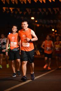 BIB: 26931, 27991
                            <button type="button" onclick="openModal(14639563)" class="btn btn-primary btn-sm float-right btn-popup" data-toggle="modal" data-target=".modal-high-quality">
                        <i class="fas fa-shopping-cart"></i> Add to Cart
                    </button>
                                            <button type="button" onclick="isThisMe(14639563, true)" class="btn btn-success btn-sm float-right btn-popup btn-isme hidden" data-toggle="tooltip" data-placement="bottom" title="นี่คือรูปของคุณใช่ไหม คลิกที่นี่เพื่อเอาเข้าอัลบั้ม">
                        <i class="fas fa-plus"></i> Add to album
                    </button>
                    <button type="button" onclick="isThisMe(14639563, false)" class="btn btn-warning btn-sm float-right btn-popup btn-isnotme hidden">
                        <i class="fas fa-ban"></i> Remove from album
                    </button>