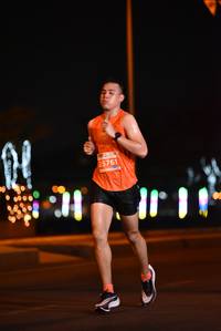 BIB: 25761
                            <button type="button" onclick="openModal(13945731)" class="btn btn-primary btn-sm float-right btn-popup" data-toggle="modal" data-target=".modal-high-quality">
                        <i class="fas fa-shopping-cart"></i> Add to Cart
                    </button>
                                            <button type="button" onclick="isThisMe(13945731, true)" class="btn btn-success btn-sm float-right btn-popup btn-isme hidden" data-toggle="tooltip" data-placement="bottom" title="นี่คือรูปของคุณใช่ไหม คลิกที่นี่เพื่อเอาเข้าอัลบั้ม">
                        <i class="fas fa-plus"></i> Add to album
                    </button>
                    <button type="button" onclick="isThisMe(13945731, false)" class="btn btn-warning btn-sm float-right btn-popup btn-isnotme hidden">
                        <i class="fas fa-ban"></i> Remove from album
                    </button>