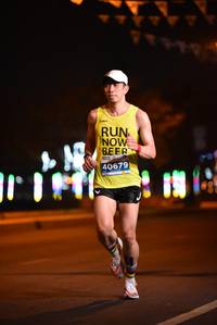 BIB: 40679
                            <button type="button" onclick="openModal(13939396)" class="btn btn-primary btn-sm float-right btn-popup" data-toggle="modal" data-target=".modal-high-quality">
                        <i class="fas fa-shopping-cart"></i> Add to Cart
                    </button>
                                            <button type="button" onclick="isThisMe(13939396, true)" class="btn btn-success btn-sm float-right btn-popup btn-isme hidden" data-toggle="tooltip" data-placement="bottom" title="นี่คือรูปของคุณใช่ไหม คลิกที่นี่เพื่อเอาเข้าอัลบั้ม">
                        <i class="fas fa-plus"></i> Add to album
                    </button>
                    <button type="button" onclick="isThisMe(13939396, false)" class="btn btn-warning btn-sm float-right btn-popup btn-isnotme hidden">
                        <i class="fas fa-ban"></i> Remove from album
                    </button>