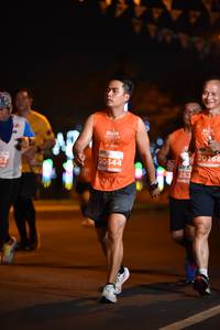 BIB: 20268, 20644, 252
                            <button type="button" onclick="openModal(15082098)" class="btn btn-primary btn-sm float-right btn-popup" data-toggle="modal" data-target=".modal-high-quality">
                        <i class="fas fa-shopping-cart"></i> Add to Cart
                    </button>
                                            <button type="button" onclick="isThisMe(15082098, true)" class="btn btn-success btn-sm float-right btn-popup btn-isme hidden" data-toggle="tooltip" data-placement="bottom" title="นี่คือรูปของคุณใช่ไหม คลิกที่นี่เพื่อเอาเข้าอัลบั้ม">
                        <i class="fas fa-plus"></i> Add to album
                    </button>
                    <button type="button" onclick="isThisMe(15082098, false)" class="btn btn-warning btn-sm float-right btn-popup btn-isnotme hidden">
                        <i class="fas fa-ban"></i> Remove from album
                    </button>