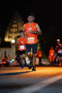 BIB: 200, 25542
                            <button type="button" onclick="openModal(14465650)" class="btn btn-primary btn-sm float-right btn-popup" data-toggle="modal" data-target=".modal-high-quality">
                        <i class="fas fa-shopping-cart"></i> Add to Cart
                    </button>
                                            <button type="button" onclick="isThisMe(14465650, true)" class="btn btn-success btn-sm float-right btn-popup btn-isme hidden" data-toggle="tooltip" data-placement="bottom" title="นี่คือรูปของคุณใช่ไหม คลิกที่นี่เพื่อเอาเข้าอัลบั้ม">
                        <i class="fas fa-plus"></i> Add to album
                    </button>
                    <button type="button" onclick="isThisMe(14465650, false)" class="btn btn-warning btn-sm float-right btn-popup btn-isnotme hidden">
                        <i class="fas fa-ban"></i> Remove from album
                    </button>