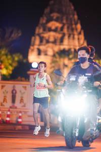 BIB: 264
                            <button type="button" onclick="openModal(15160630)" class="btn btn-primary btn-sm float-right btn-popup" data-toggle="modal" data-target=".modal-high-quality">
                        <i class="fas fa-shopping-cart"></i> Add to Cart
                    </button>
                                            <button type="button" onclick="isThisMe(15160630, true)" class="btn btn-success btn-sm float-right btn-popup btn-isme hidden" data-toggle="tooltip" data-placement="bottom" title="นี่คือรูปของคุณใช่ไหม คลิกที่นี่เพื่อเอาเข้าอัลบั้ม">
                        <i class="fas fa-plus"></i> Add to album
                    </button>
                    <button type="button" onclick="isThisMe(15160630, false)" class="btn btn-warning btn-sm float-right btn-popup btn-isnotme hidden">
                        <i class="fas fa-ban"></i> Remove from album
                    </button>