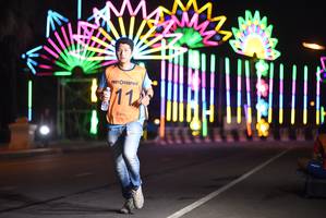 BIB: 112
                            <button type="button" onclick="openModal(14594381)" class="btn btn-primary btn-sm float-right btn-popup" data-toggle="modal" data-target=".modal-high-quality">
                        <i class="fas fa-shopping-cart"></i> Add to Cart
                    </button>
                                            <button type="button" onclick="isThisMe(14594381, true)" class="btn btn-success btn-sm float-right btn-popup btn-isme hidden" data-toggle="tooltip" data-placement="bottom" title="นี่คือรูปของคุณใช่ไหม คลิกที่นี่เพื่อเอาเข้าอัลบั้ม">
                        <i class="fas fa-plus"></i> Add to album
                    </button>
                    <button type="button" onclick="isThisMe(14594381, false)" class="btn btn-warning btn-sm float-right btn-popup btn-isnotme hidden">
                        <i class="fas fa-ban"></i> Remove from album
                    </button>