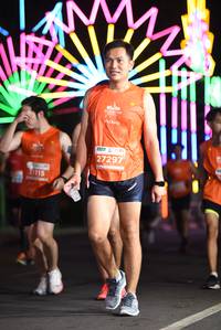 BIB: 27297, 21115
                            <button type="button" onclick="openModal(14642355)" class="btn btn-primary btn-sm float-right btn-popup" data-toggle="modal" data-target=".modal-high-quality">
                        <i class="fas fa-shopping-cart"></i> Add to Cart
                    </button>
                                            <button type="button" onclick="isThisMe(14642355, true)" class="btn btn-success btn-sm float-right btn-popup btn-isme hidden" data-toggle="tooltip" data-placement="bottom" title="นี่คือรูปของคุณใช่ไหม คลิกที่นี่เพื่อเอาเข้าอัลบั้ม">
                        <i class="fas fa-plus"></i> Add to album
                    </button>
                    <button type="button" onclick="isThisMe(14642355, false)" class="btn btn-warning btn-sm float-right btn-popup btn-isnotme hidden">
                        <i class="fas fa-ban"></i> Remove from album
                    </button>