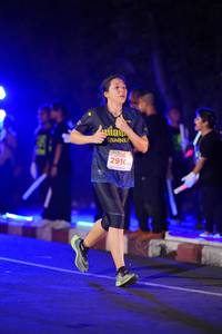 BIB: 2910
                            <button type="button" onclick="openModal(14163957)" class="btn btn-primary btn-sm float-right btn-popup" data-toggle="modal" data-target=".modal-high-quality">
                        <i class="fas fa-shopping-cart"></i> Add to Cart
                    </button>
                                            <button type="button" onclick="isThisMe(14163957, true)" class="btn btn-success btn-sm float-right btn-popup btn-isme hidden" data-toggle="tooltip" data-placement="bottom" title="นี่คือรูปของคุณใช่ไหม คลิกที่นี่เพื่อเอาเข้าอัลบั้ม">
                        <i class="fas fa-plus"></i> Add to album
                    </button>
                    <button type="button" onclick="isThisMe(14163957, false)" class="btn btn-warning btn-sm float-right btn-popup btn-isnotme hidden">
                        <i class="fas fa-ban"></i> Remove from album
                    </button>