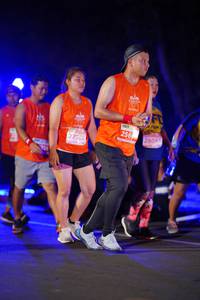 BIB: 256, 2905, 2750
                            <button type="button" onclick="openModal(14267537)" class="btn btn-primary btn-sm float-right btn-popup" data-toggle="modal" data-target=".modal-high-quality">
                        <i class="fas fa-shopping-cart"></i> Add to Cart
                    </button>
                                            <button type="button" onclick="isThisMe(14267537, true)" class="btn btn-success btn-sm float-right btn-popup btn-isme hidden" data-toggle="tooltip" data-placement="bottom" title="นี่คือรูปของคุณใช่ไหม คลิกที่นี่เพื่อเอาเข้าอัลบั้ม">
                        <i class="fas fa-plus"></i> Add to album
                    </button>
                    <button type="button" onclick="isThisMe(14267537, false)" class="btn btn-warning btn-sm float-right btn-popup btn-isnotme hidden">
                        <i class="fas fa-ban"></i> Remove from album
                    </button>