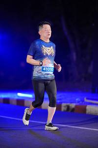 BIB: 41010
                            <button type="button" onclick="openModal(14310874)" class="btn btn-primary btn-sm float-right btn-popup" data-toggle="modal" data-target=".modal-high-quality">
                        <i class="fas fa-shopping-cart"></i> Add to Cart
                    </button>
                                            <button type="button" onclick="isThisMe(14310874, true)" class="btn btn-success btn-sm float-right btn-popup btn-isme hidden" data-toggle="tooltip" data-placement="bottom" title="นี่คือรูปของคุณใช่ไหม คลิกที่นี่เพื่อเอาเข้าอัลบั้ม">
                        <i class="fas fa-plus"></i> Add to album
                    </button>
                    <button type="button" onclick="isThisMe(14310874, false)" class="btn btn-warning btn-sm float-right btn-popup btn-isnotme hidden">
                        <i class="fas fa-ban"></i> Remove from album
                    </button>