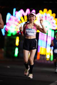 BIB: 43088
                            <button type="button" onclick="openModal(14581513)" class="btn btn-primary btn-sm float-right btn-popup" data-toggle="modal" data-target=".modal-high-quality">
                        <i class="fas fa-shopping-cart"></i> Add to Cart
                    </button>
                                            <button type="button" onclick="isThisMe(14581513, true)" class="btn btn-success btn-sm float-right btn-popup btn-isme hidden" data-toggle="tooltip" data-placement="bottom" title="นี่คือรูปของคุณใช่ไหม คลิกที่นี่เพื่อเอาเข้าอัลบั้ม">
                        <i class="fas fa-plus"></i> Add to album
                    </button>
                    <button type="button" onclick="isThisMe(14581513, false)" class="btn btn-warning btn-sm float-right btn-popup btn-isnotme hidden">
                        <i class="fas fa-ban"></i> Remove from album
                    </button>