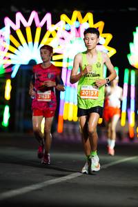 BIB: 20157, 21623
                            <button type="button" onclick="openModal(14390982)" class="btn btn-primary btn-sm float-right btn-popup" data-toggle="modal" data-target=".modal-high-quality">
                        <i class="fas fa-shopping-cart"></i> Add to Cart
                    </button>
                                            <button type="button" onclick="isThisMe(14390982, true)" class="btn btn-success btn-sm float-right btn-popup btn-isme hidden" data-toggle="tooltip" data-placement="bottom" title="นี่คือรูปของคุณใช่ไหม คลิกที่นี่เพื่อเอาเข้าอัลบั้ม">
                        <i class="fas fa-plus"></i> Add to album
                    </button>
                    <button type="button" onclick="isThisMe(14390982, false)" class="btn btn-warning btn-sm float-right btn-popup btn-isnotme hidden">
                        <i class="fas fa-ban"></i> Remove from album
                    </button>