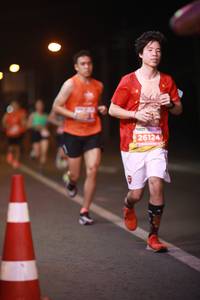 BIB: 26124
                            <button type="button" onclick="openModal(14023309)" class="btn btn-primary btn-sm float-right btn-popup" data-toggle="modal" data-target=".modal-high-quality">
                        <i class="fas fa-shopping-cart"></i> Add to Cart
                    </button>
                                            <button type="button" onclick="isThisMe(14023309, true)" class="btn btn-success btn-sm float-right btn-popup btn-isme hidden" data-toggle="tooltip" data-placement="bottom" title="นี่คือรูปของคุณใช่ไหม คลิกที่นี่เพื่อเอาเข้าอัลบั้ม">
                        <i class="fas fa-plus"></i> Add to album
                    </button>
                    <button type="button" onclick="isThisMe(14023309, false)" class="btn btn-warning btn-sm float-right btn-popup btn-isnotme hidden">
                        <i class="fas fa-ban"></i> Remove from album
                    </button>