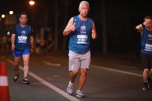 BIB: 41907, 4260, 88413
                            <button type="button" onclick="openModal(15679472)" class="btn btn-primary btn-sm float-right btn-popup" data-toggle="modal" data-target=".modal-high-quality">
                        <i class="fas fa-shopping-cart"></i> Add to Cart
                    </button>
                                            <button type="button" onclick="isThisMe(15679472, true)" class="btn btn-success btn-sm float-right btn-popup btn-isme hidden" data-toggle="tooltip" data-placement="bottom" title="นี่คือรูปของคุณใช่ไหม คลิกที่นี่เพื่อเอาเข้าอัลบั้ม">
                        <i class="fas fa-plus"></i> Add to album
                    </button>
                    <button type="button" onclick="isThisMe(15679472, false)" class="btn btn-warning btn-sm float-right btn-popup btn-isnotme hidden">
                        <i class="fas fa-ban"></i> Remove from album
                    </button>