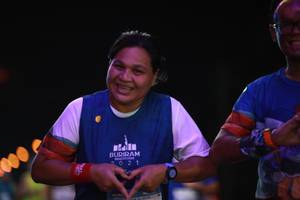 BIB: 000
                            <button type="button" onclick="openModal(13967029)" class="btn btn-primary btn-sm float-right btn-popup" data-toggle="modal" data-target=".modal-high-quality">
                        <i class="fas fa-shopping-cart"></i> Add to Cart
                    </button>
                                            <button type="button" onclick="isThisMe(13967029, true)" class="btn btn-success btn-sm float-right btn-popup btn-isme hidden" data-toggle="tooltip" data-placement="bottom" title="นี่คือรูปของคุณใช่ไหม คลิกที่นี่เพื่อเอาเข้าอัลบั้ม">
                        <i class="fas fa-plus"></i> Add to album
                    </button>
                    <button type="button" onclick="isThisMe(13967029, false)" class="btn btn-warning btn-sm float-right btn-popup btn-isnotme hidden">
                        <i class="fas fa-ban"></i> Remove from album
                    </button>