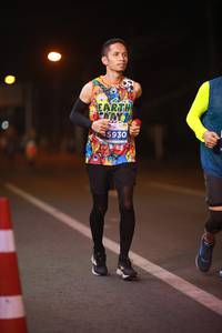 BIB: 5930
                            <button type="button" onclick="openModal(15687075)" class="btn btn-primary btn-sm float-right btn-popup" data-toggle="modal" data-target=".modal-high-quality">
                        <i class="fas fa-shopping-cart"></i> Add to Cart
                    </button>
                                            <button type="button" onclick="isThisMe(15687075, true)" class="btn btn-success btn-sm float-right btn-popup btn-isme hidden" data-toggle="tooltip" data-placement="bottom" title="นี่คือรูปของคุณใช่ไหม คลิกที่นี่เพื่อเอาเข้าอัลบั้ม">
                        <i class="fas fa-plus"></i> Add to album
                    </button>
                    <button type="button" onclick="isThisMe(15687075, false)" class="btn btn-warning btn-sm float-right btn-popup btn-isnotme hidden">
                        <i class="fas fa-ban"></i> Remove from album
                    </button>