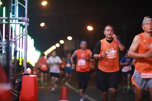 BIB: 25134, 2050
                            <button type="button" onclick="openModal(15692006)" class="btn btn-primary btn-sm float-right btn-popup" data-toggle="modal" data-target=".modal-high-quality">
                        <i class="fas fa-shopping-cart"></i> Add to Cart
                    </button>
                                            <button type="button" onclick="isThisMe(15692006, true)" class="btn btn-success btn-sm float-right btn-popup btn-isme hidden" data-toggle="tooltip" data-placement="bottom" title="นี่คือรูปของคุณใช่ไหม คลิกที่นี่เพื่อเอาเข้าอัลบั้ม">
                        <i class="fas fa-plus"></i> Add to album
                    </button>
                    <button type="button" onclick="isThisMe(15692006, false)" class="btn btn-warning btn-sm float-right btn-popup btn-isnotme hidden">
                        <i class="fas fa-ban"></i> Remove from album
                    </button>