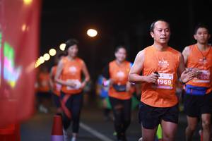 BIB: 1969
                            <button type="button" onclick="openModal(14051465)" class="btn btn-primary btn-sm float-right btn-popup" data-toggle="modal" data-target=".modal-high-quality">
                        <i class="fas fa-shopping-cart"></i> Add to Cart
                    </button>
                                            <button type="button" onclick="isThisMe(14051465, true)" class="btn btn-success btn-sm float-right btn-popup btn-isme hidden" data-toggle="tooltip" data-placement="bottom" title="นี่คือรูปของคุณใช่ไหม คลิกที่นี่เพื่อเอาเข้าอัลบั้ม">
                        <i class="fas fa-plus"></i> Add to album
                    </button>
                    <button type="button" onclick="isThisMe(14051465, false)" class="btn btn-warning btn-sm float-right btn-popup btn-isnotme hidden">
                        <i class="fas fa-ban"></i> Remove from album
                    </button>