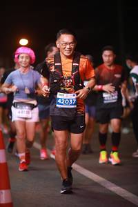 BIB: 42037, 48115
                            <button type="button" onclick="openModal(15677003)" class="btn btn-primary btn-sm float-right btn-popup" data-toggle="modal" data-target=".modal-high-quality">
                        <i class="fas fa-shopping-cart"></i> Add to Cart
                    </button>
                                            <button type="button" onclick="isThisMe(15677003, true)" class="btn btn-success btn-sm float-right btn-popup btn-isme hidden" data-toggle="tooltip" data-placement="bottom" title="นี่คือรูปของคุณใช่ไหม คลิกที่นี่เพื่อเอาเข้าอัลบั้ม">
                        <i class="fas fa-plus"></i> Add to album
                    </button>
                    <button type="button" onclick="isThisMe(15677003, false)" class="btn btn-warning btn-sm float-right btn-popup btn-isnotme hidden">
                        <i class="fas fa-ban"></i> Remove from album
                    </button>