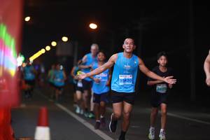 BIB: 95430, 52274
                            <button type="button" onclick="openModal(14151538)" class="btn btn-primary btn-sm float-right btn-popup" data-toggle="modal" data-target=".modal-high-quality">
                        <i class="fas fa-shopping-cart"></i> Add to Cart
                    </button>
                                            <button type="button" onclick="isThisMe(14151538, true)" class="btn btn-success btn-sm float-right btn-popup btn-isme hidden" data-toggle="tooltip" data-placement="bottom" title="นี่คือรูปของคุณใช่ไหม คลิกที่นี่เพื่อเอาเข้าอัลบั้ม">
                        <i class="fas fa-plus"></i> Add to album
                    </button>
                    <button type="button" onclick="isThisMe(14151538, false)" class="btn btn-warning btn-sm float-right btn-popup btn-isnotme hidden">
                        <i class="fas fa-ban"></i> Remove from album
                    </button>