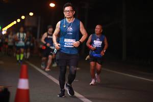 BIB: 0320, 4256
                            <button type="button" onclick="openModal(15678809)" class="btn btn-primary btn-sm float-right btn-popup" data-toggle="modal" data-target=".modal-high-quality">
                        <i class="fas fa-shopping-cart"></i> Add to Cart
                    </button>
                                            <button type="button" onclick="isThisMe(15678809, true)" class="btn btn-success btn-sm float-right btn-popup btn-isme hidden" data-toggle="tooltip" data-placement="bottom" title="นี่คือรูปของคุณใช่ไหม คลิกที่นี่เพื่อเอาเข้าอัลบั้ม">
                        <i class="fas fa-plus"></i> Add to album
                    </button>
                    <button type="button" onclick="isThisMe(15678809, false)" class="btn btn-warning btn-sm float-right btn-popup btn-isnotme hidden">
                        <i class="fas fa-ban"></i> Remove from album
                    </button>