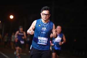 BIB: 021, 42568
                            <button type="button" onclick="openModal(15678820)" class="btn btn-primary btn-sm float-right btn-popup" data-toggle="modal" data-target=".modal-high-quality">
                        <i class="fas fa-shopping-cart"></i> Add to Cart
                    </button>
                                            <button type="button" onclick="isThisMe(15678820, true)" class="btn btn-success btn-sm float-right btn-popup btn-isme hidden" data-toggle="tooltip" data-placement="bottom" title="นี่คือรูปของคุณใช่ไหม คลิกที่นี่เพื่อเอาเข้าอัลบั้ม">
                        <i class="fas fa-plus"></i> Add to album
                    </button>
                    <button type="button" onclick="isThisMe(15678820, false)" class="btn btn-warning btn-sm float-right btn-popup btn-isnotme hidden">
                        <i class="fas fa-ban"></i> Remove from album
                    </button>