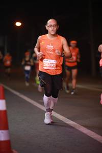 BIB: 26895
                            <button type="button" onclick="openModal(14022527)" class="btn btn-primary btn-sm float-right btn-popup" data-toggle="modal" data-target=".modal-high-quality">
                        <i class="fas fa-shopping-cart"></i> Add to Cart
                    </button>
                                            <button type="button" onclick="isThisMe(14022527, true)" class="btn btn-success btn-sm float-right btn-popup btn-isme hidden" data-toggle="tooltip" data-placement="bottom" title="นี่คือรูปของคุณใช่ไหม คลิกที่นี่เพื่อเอาเข้าอัลบั้ม">
                        <i class="fas fa-plus"></i> Add to album
                    </button>
                    <button type="button" onclick="isThisMe(14022527, false)" class="btn btn-warning btn-sm float-right btn-popup btn-isnotme hidden">
                        <i class="fas fa-ban"></i> Remove from album
                    </button>