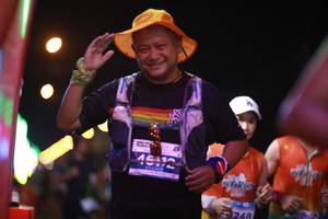 BIB: 3248
                            <button type="button" onclick="openModal(15678938)" class="btn btn-primary btn-sm float-right btn-popup" data-toggle="modal" data-target=".modal-high-quality">
                        <i class="fas fa-shopping-cart"></i> Add to Cart
                    </button>
                                            <button type="button" onclick="isThisMe(15678938, true)" class="btn btn-success btn-sm float-right btn-popup btn-isme hidden" data-toggle="tooltip" data-placement="bottom" title="นี่คือรูปของคุณใช่ไหม คลิกที่นี่เพื่อเอาเข้าอัลบั้ม">
                        <i class="fas fa-plus"></i> Add to album
                    </button>
                    <button type="button" onclick="isThisMe(15678938, false)" class="btn btn-warning btn-sm float-right btn-popup btn-isnotme hidden">
                        <i class="fas fa-ban"></i> Remove from album
                    </button>