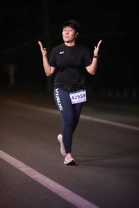 BIB: 42958
                            <button type="button" onclick="openModal(15687692)" class="btn btn-primary btn-sm float-right btn-popup" data-toggle="modal" data-target=".modal-high-quality">
                        <i class="fas fa-shopping-cart"></i> Add to Cart
                    </button>
                                            <button type="button" onclick="isThisMe(15687692, true)" class="btn btn-success btn-sm float-right btn-popup btn-isme hidden" data-toggle="tooltip" data-placement="bottom" title="นี่คือรูปของคุณใช่ไหม คลิกที่นี่เพื่อเอาเข้าอัลบั้ม">
                        <i class="fas fa-plus"></i> Add to album
                    </button>
                    <button type="button" onclick="isThisMe(15687692, false)" class="btn btn-warning btn-sm float-right btn-popup btn-isnotme hidden">
                        <i class="fas fa-ban"></i> Remove from album
                    </button>