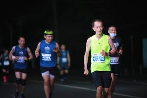 BIB: 4519
                            <button type="button" onclick="openModal(15678527)" class="btn btn-primary btn-sm float-right btn-popup" data-toggle="modal" data-target=".modal-high-quality">
                        <i class="fas fa-shopping-cart"></i> Add to Cart
                    </button>
                                            <button type="button" onclick="isThisMe(15678527, true)" class="btn btn-success btn-sm float-right btn-popup btn-isme hidden" data-toggle="tooltip" data-placement="bottom" title="นี่คือรูปของคุณใช่ไหม คลิกที่นี่เพื่อเอาเข้าอัลบั้ม">
                        <i class="fas fa-plus"></i> Add to album
                    </button>
                    <button type="button" onclick="isThisMe(15678527, false)" class="btn btn-warning btn-sm float-right btn-popup btn-isnotme hidden">
                        <i class="fas fa-ban"></i> Remove from album
                    </button>