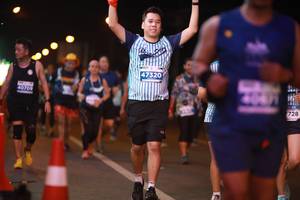 BIB: 47320, 40709, 728
                            <button type="button" onclick="openModal(15678890)" class="btn btn-primary btn-sm float-right btn-popup" data-toggle="modal" data-target=".modal-high-quality">
                        <i class="fas fa-shopping-cart"></i> Add to Cart
                    </button>
                                            <button type="button" onclick="isThisMe(15678890, true)" class="btn btn-success btn-sm float-right btn-popup btn-isme hidden" data-toggle="tooltip" data-placement="bottom" title="นี่คือรูปของคุณใช่ไหม คลิกที่นี่เพื่อเอาเข้าอัลบั้ม">
                        <i class="fas fa-plus"></i> Add to album
                    </button>
                    <button type="button" onclick="isThisMe(15678890, false)" class="btn btn-warning btn-sm float-right btn-popup btn-isnotme hidden">
                        <i class="fas fa-ban"></i> Remove from album
                    </button>