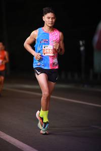 BIB: 26571
                            <button type="button" onclick="openModal(15695263)" class="btn btn-primary btn-sm float-right btn-popup" data-toggle="modal" data-target=".modal-high-quality">
                        <i class="fas fa-shopping-cart"></i> Add to Cart
                    </button>
                                            <button type="button" onclick="isThisMe(15695263, true)" class="btn btn-success btn-sm float-right btn-popup btn-isme hidden" data-toggle="tooltip" data-placement="bottom" title="นี่คือรูปของคุณใช่ไหม คลิกที่นี่เพื่อเอาเข้าอัลบั้ม">
                        <i class="fas fa-plus"></i> Add to album
                    </button>
                    <button type="button" onclick="isThisMe(15695263, false)" class="btn btn-warning btn-sm float-right btn-popup btn-isnotme hidden">
                        <i class="fas fa-ban"></i> Remove from album
                    </button>