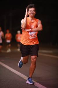 BIB: 25392
                            <button type="button" onclick="openModal(14032295)" class="btn btn-primary btn-sm float-right btn-popup" data-toggle="modal" data-target=".modal-high-quality">
                        <i class="fas fa-shopping-cart"></i> Add to Cart
                    </button>
                                            <button type="button" onclick="isThisMe(14032295, true)" class="btn btn-success btn-sm float-right btn-popup btn-isme hidden" data-toggle="tooltip" data-placement="bottom" title="นี่คือรูปของคุณใช่ไหม คลิกที่นี่เพื่อเอาเข้าอัลบั้ม">
                        <i class="fas fa-plus"></i> Add to album
                    </button>
                    <button type="button" onclick="isThisMe(14032295, false)" class="btn btn-warning btn-sm float-right btn-popup btn-isnotme hidden">
                        <i class="fas fa-ban"></i> Remove from album
                    </button>